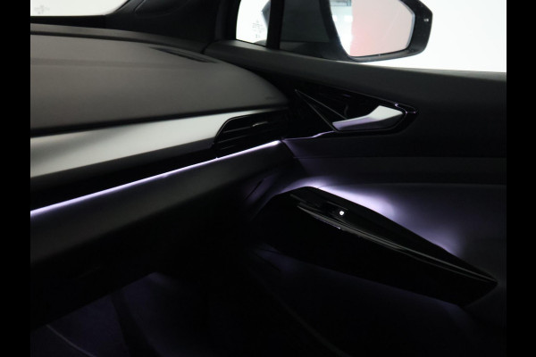 Volkswagen ID.4 PRO 77 kWh 204 PK MOONSTONE GREY + CAMERA | ADAPTIVE CRUISE | SFEER | STOELVERWARMING