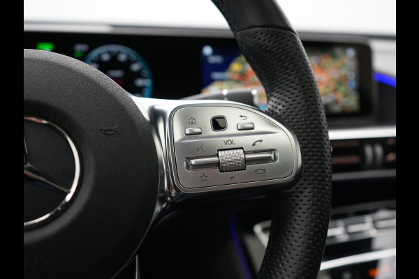 Mercedes-Benz EQC 400 4MATIC Business Solution AMG 80 kWh 408pk Dealer O.H. | Panodak | Adaptive Cruise | Head Up | 360 Camera | Burmester Audio | Lederen Sportstoelen Massage & Memory | Sfeerverlichting | Blis | Widescreen Navi | Stoelverwarming | DAB |