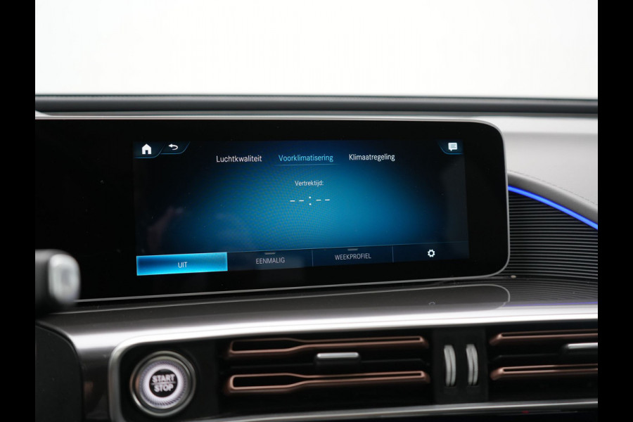Mercedes-Benz EQC 400 4MATIC Business Solution AMG 80 kWh 408pk Dealer O.H. | Panodak | Adaptive Cruise | Head Up | 360 Camera | Burmester Audio | Lederen Sportstoelen Massage & Memory | Sfeerverlichting | Blis | Widescreen Navi | Stoelverwarming | DAB |