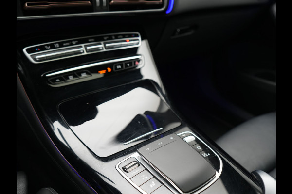 Mercedes-Benz EQC 400 4MATIC Business Solution AMG 80 kWh 408pk Dealer O.H. | Panodak | Adaptive Cruise | Head Up | 360 Camera | Burmester Audio | Lederen Sportstoelen Massage & Memory | Sfeerverlichting | Blis | Widescreen Navi | Stoelverwarming | DAB |