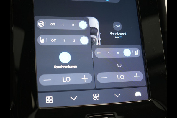 Volvo XC40 Ultimate Recharge Pure 70 kWh 231pk Dealer O.H. | Trekhaak Af Fabriek | Panodak | Adaptive Cruise | 360 Camera | Harman / Kardon | Alcantara Sportstoelen Memory & Verwarmd | Keyless | Blis | Apple Carplay | Google Assistent | DAB |