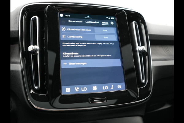 Volvo XC40 Ultimate Recharge Pure 70 kWh 231pk Dealer O.H. | Trekhaak Af Fabriek | Panodak | Adaptive Cruise | 360 Camera | Harman / Kardon | Alcantara Sportstoelen Memory & Verwarmd | Keyless | Blis | Apple Carplay | Google Assistent | DAB |