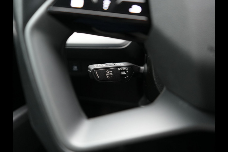 Audi Q4 e-tron 45 Quattro Edition 77 kWh 265pk Dealer O.H. | Trekhaak Af Fabriek | Stoelverwarming | Navigatie | Lane Assist | Virtual Cockpit | DAB | 19"L.M |