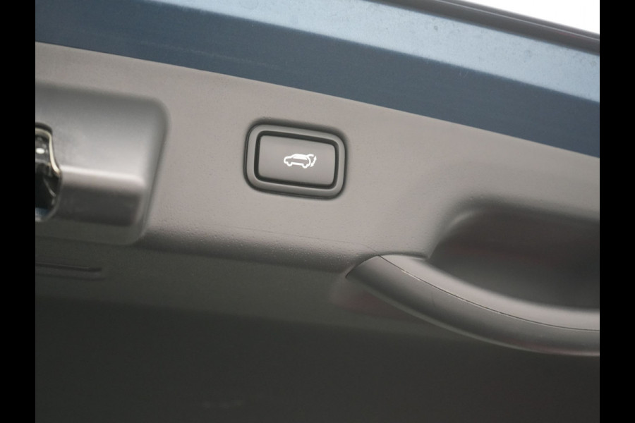 Kia Niro 1.6 GDi ExecutiveLine PHEV 182pk Dealer O.H. | Adaptive Cruise | Head Up | Camera | Harman / Kardon | Lederen Sportstoelen Ventilatie & Memory | Keyless | Blis | Stoelen & Stuur Verwarmd | Sfeerverlichting | Navigatie | DAB | Plug In Hybrid |
