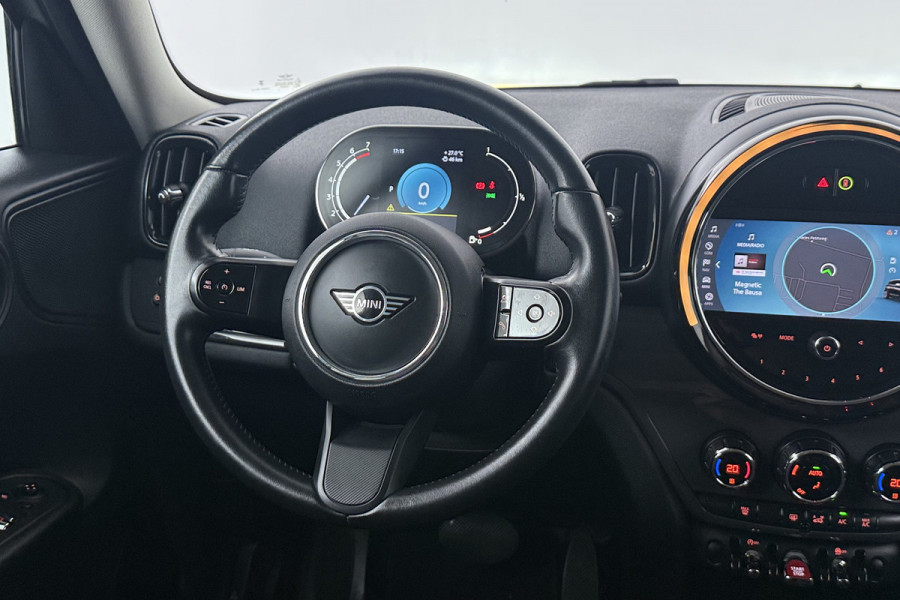 MINI Countryman 1.5 One Essential (NAVIGATIE, CARPLAY, PDC, LED, STUURBEDIENING, 1e EIGENAAR, DEALER ONDERHOUDEN)
