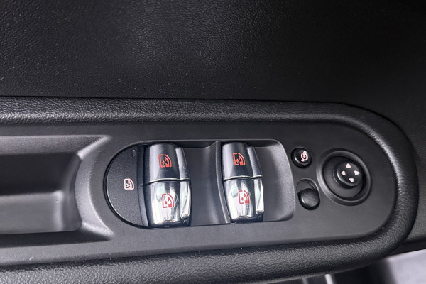 MINI Countryman 1.5 One Essential (NAVIGATIE, CARPLAY, PDC, LED, STUURBEDIENING, 1e EIGENAAR, DEALER ONDERHOUDEN)