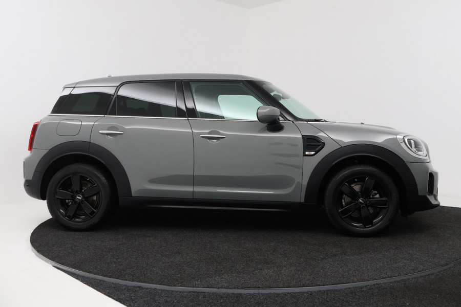 MINI Countryman 1.5 One Essential (NAVIGATIE, CARPLAY, PDC, LED, STUURBEDIENING, 1e EIGENAAR, DEALER ONDERHOUDEN)
