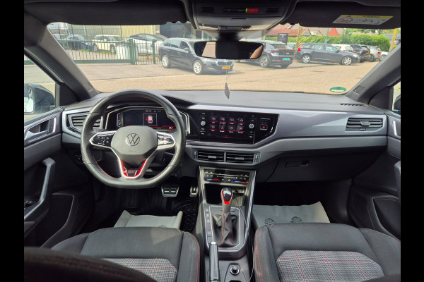 Volkswagen POLO 2.0 GTI TSI Automaat Virtual dash IQ. Light Camera Super gaaf 2.0 TSI GTI