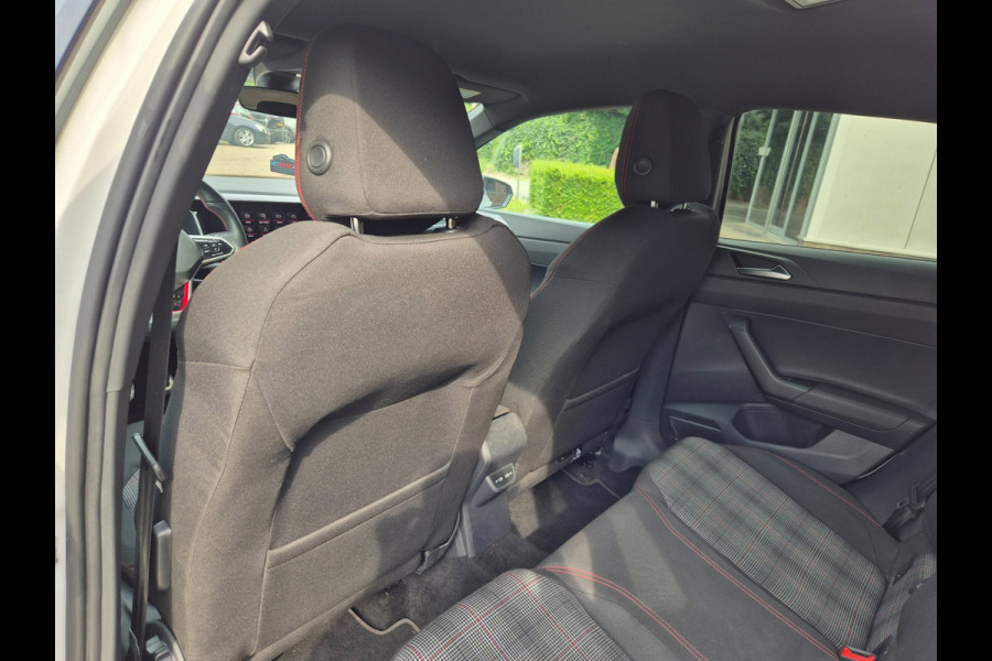Volkswagen POLO 2.0 GTI TSI Automaat Virtual dash IQ. Light Camera Super gaaf 2.0 TSI GTI