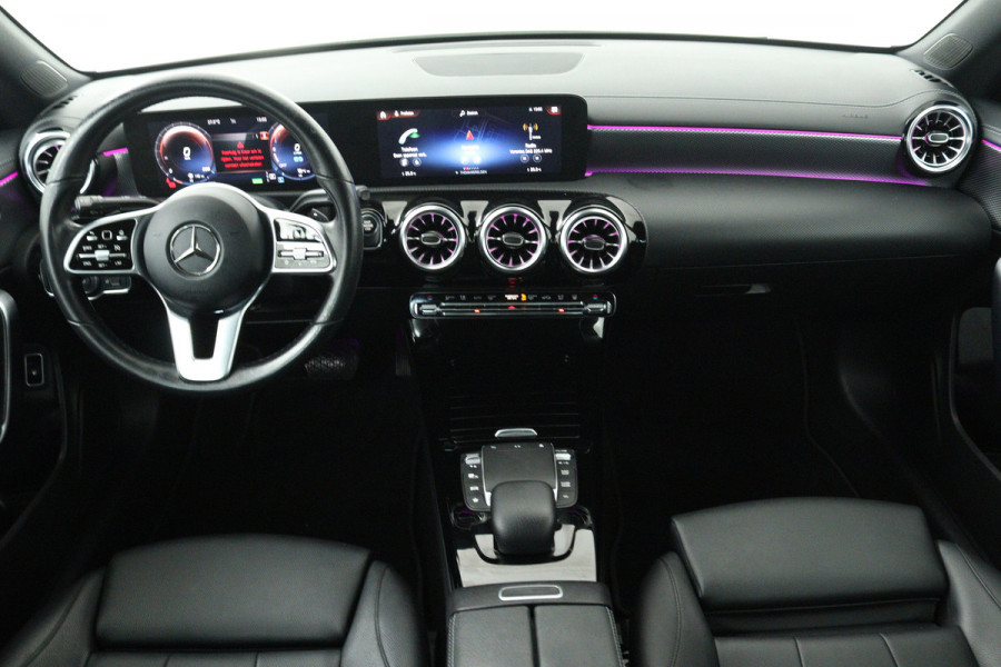 Mercedes-Benz CLA-Klasse 250 e Business Solution Luxury Limited (SFEERVERLICHTING, CAMERA, PDC, LED, 1e EIGENAAR)