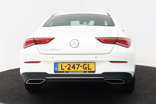 Mercedes-Benz CLA-Klasse 250 e Business Solution Luxury Limited (SFEERVERLICHTING, CAMERA, PDC, LED, 1e EIGENAAR)