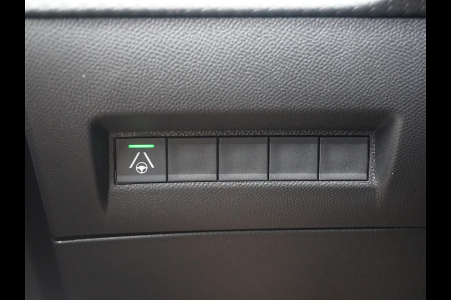 Peugeot 2008 1.2 Hybrid 136 GT 360 Camera