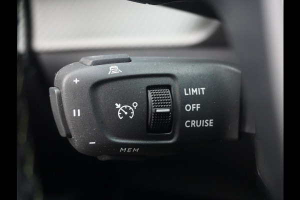 Peugeot 2008 1.2 Hybrid 136 GT 360 Camera