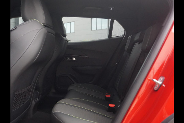 Peugeot 2008 1.2 Hybrid 136 GT 360 Camera