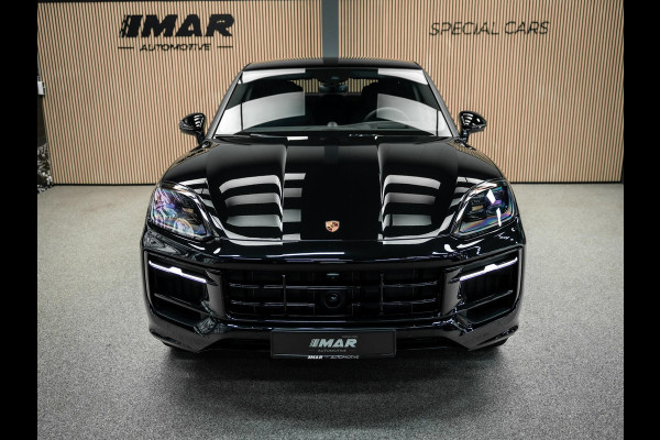 Porsche Cayenne Black edition Meestr. achteras / 22 inch / sportstoelen / 3e scherm / BOSE