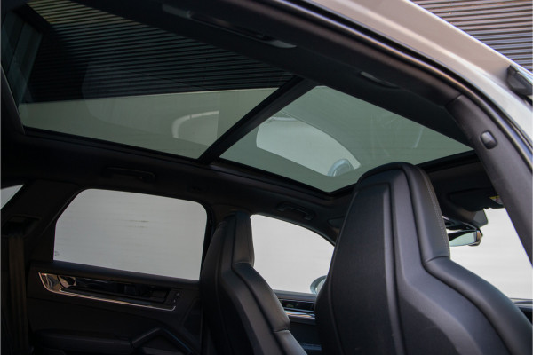 Porsche Cayenne 3.0 E-Hybrid Sport-Design, Lederpakket, Passenger Display, Pano, Bose, Adapt. Cruise, Luchtvering
