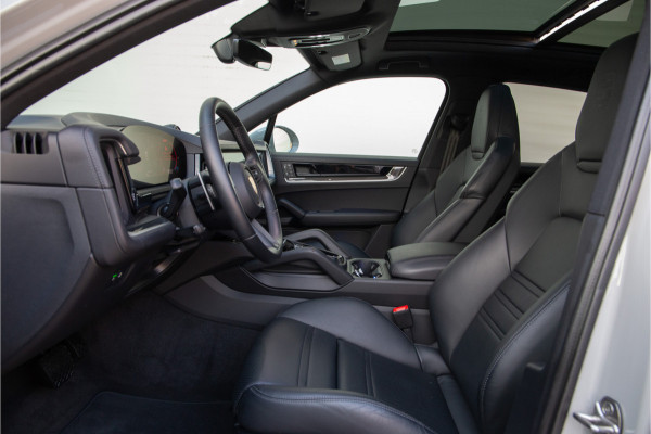 Porsche Cayenne 3.0 E-Hybrid Sport-Design, Lederpakket, Passenger Display, Pano, Bose, Adapt. Cruise, Luchtvering