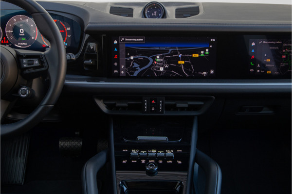 Porsche Cayenne 3.0 E-Hybrid Sport-Design, Lederpakket, Passenger Display, Pano, Bose, Adapt. Cruise, Luchtvering