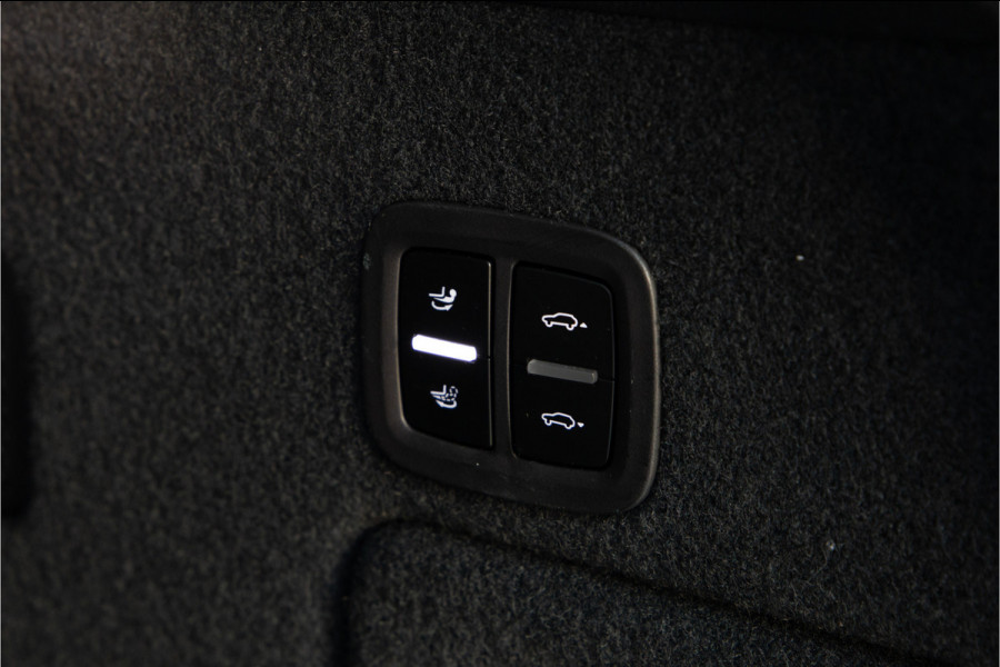 Porsche Cayenne 3.0 E-Hybrid Sport-Design, Lederpakket, Passenger Display, Pano, Bose, Adapt. Cruise, Luchtvering