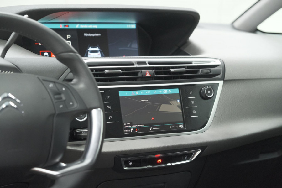 Citroën C4 Picasso PureTech 130 EAT6 Shine | Elektrische Kofferklep | Dodehoekdetectie | Massage Functie | Camera