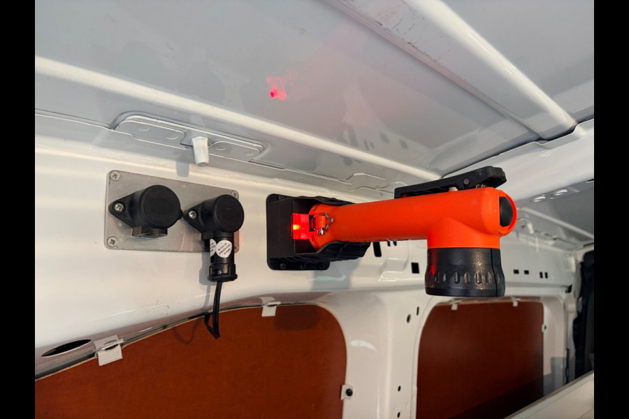 Citroën Berlingo Servicewagen automaat 1.5 BlueHDI 130pk L1H1 BOTT inrichting, Victron omvormer v230, Standkachel, RIJKLAARPRIJS!