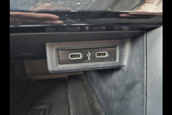 Volkswagen T-Cross 1.0 TSI Life Business Carplay! NAP! LED! Mooie/Nette Auto! Navigatie! Airco/Clima! Cruise Control!
