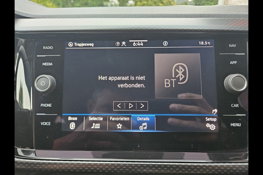 Volkswagen T-Cross 1.0 TSI Life Business Carplay! NAP! LED! Mooie/Nette Auto! Navigatie! Airco/Clima! Cruise Control!