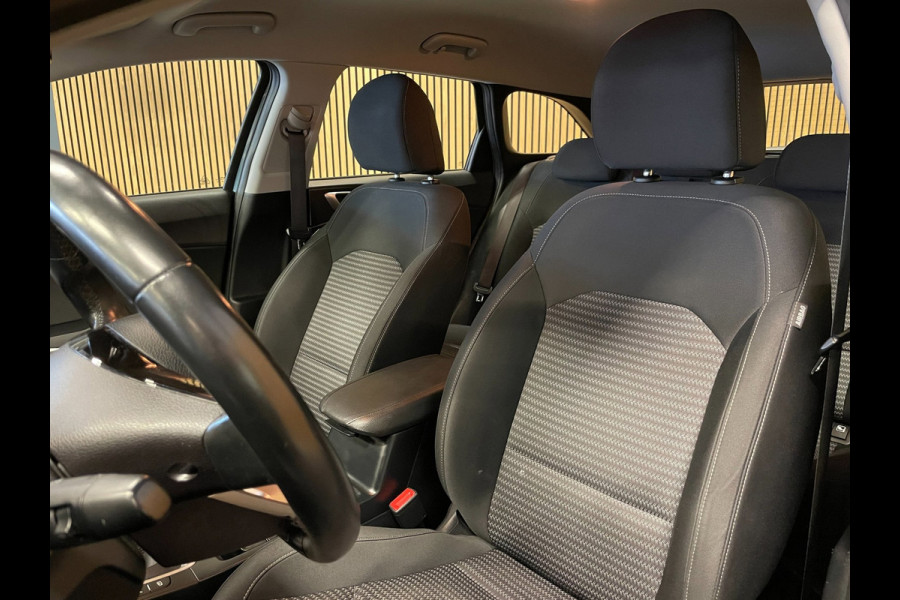 Kia Ceed Sportswagon 1.5 T-GDi DynamicLine|160PK|TREKHAAK|CARPLAY|CAMERA|CRUISE|CLIMATE|NAVIGATIE|NL-AUTO|NAP|INCL.BTW|1e EIG|