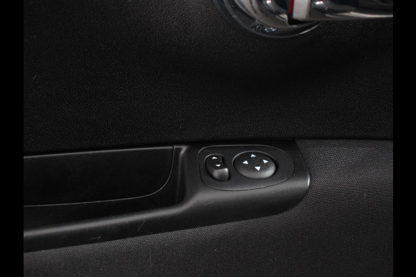 Fiat 500C 1.0 Hybrid Bellavita Navigatie  Climate Control  Apple Carplay/Android Auto  Dab Digitale Cockpit Parkeer sensoren