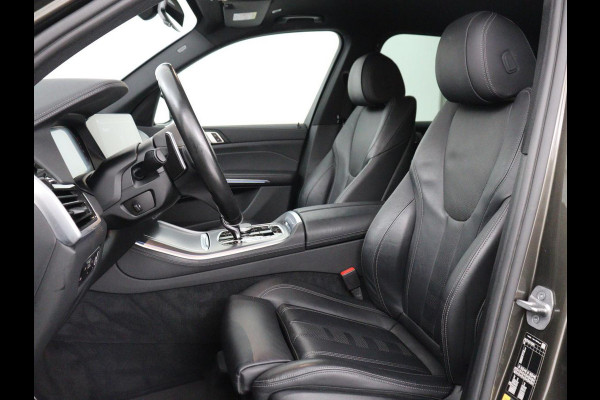 BMW X5 xDrive45e Executive M-sport | SOH 90.1% | Luchtvering | Elek. Trekhaak | Adaptive cruise | Memory | Camera | Carplay | Sfeerverlichting | Full LED | Getint glas | 20