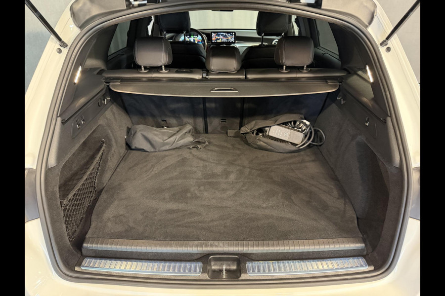 Mercedes-Benz GLC 300e 4MATIC AMG Line 19"/Luchtvering/Matrix LED/Keyless/Memory + stoelverwarming/Sfeerverlichting/Elektrische klep/Apple Carplay & Android Auto
