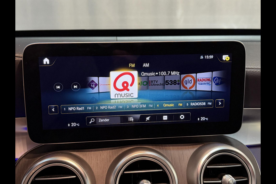 Mercedes-Benz GLC 300e 4MATIC AMG Line 19"/Luchtvering/Matrix LED/Keyless/Memory + stoelverwarming/Sfeerverlichting/Elektrische klep/Apple Carplay & Android Auto