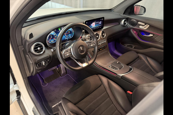 Mercedes-Benz GLC 300e 4MATIC AMG Line 19"/Luchtvering/Matrix LED/Keyless/Memory + stoelverwarming/Sfeerverlichting/Elektrische klep/Apple Carplay & Android Auto