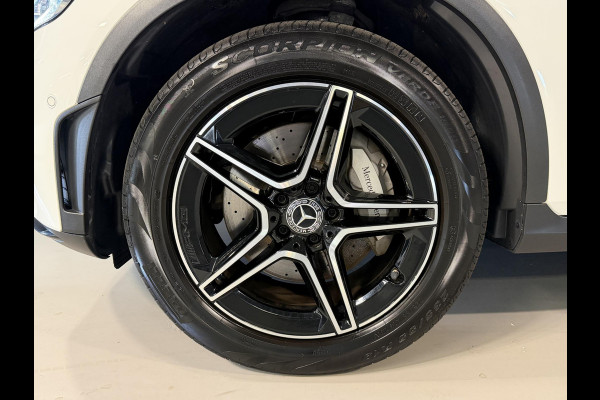 Mercedes-Benz GLC 300e 4MATIC AMG Line 19"/Luchtvering/Matrix LED/Keyless/Memory + stoelverwarming/Sfeerverlichting/Elektrische klep/Apple Carplay & Android Auto