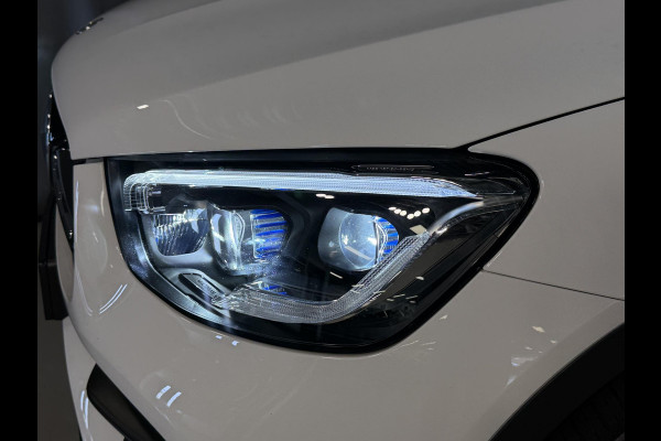 Mercedes-Benz GLC 300e 4MATIC AMG Line 19"/Luchtvering/Matrix LED/Keyless/Memory + stoelverwarming/Sfeerverlichting/Elektrische klep/Apple Carplay & Android Auto