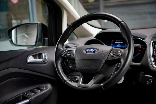 Ford C-MAX 1.5 Titanium / Trekhaak / Carplay / NL Auto / Dealeronderhoud / 4 Cilinder