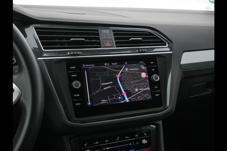 Volkswagen Tiguan 1.5 TSI Life Business Mild-Hybrid (INCL-BTW) Aut. *FULL-LED | ERGONOMIC-SPORTSEATS | KEYLESS | DAB | CARPLAY | ADAPTIVE-CRUISE | PRIVACY-GLASS | NAVI-FULLMAP | DIGI-COCKPIT | SHIFTPADDLES | ECC | HEATED-SEATS | PDC | TOWBAR |