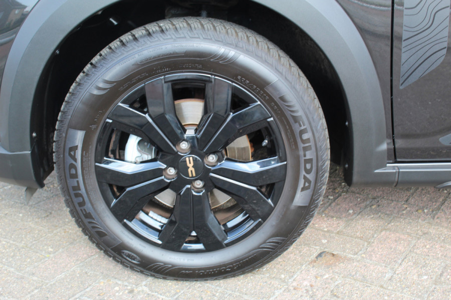Dacia Jogger 1.0 TCe 110 Extreme 7p. Zeer nette en erg praktische Dacia ! Autm. airco, metallic lak, stoelverwarming, LM wielen+all season banden, cruise control, pdc v+a, dodehoek assistent, camera, navigatie, telefoonvoorb.,  etc.