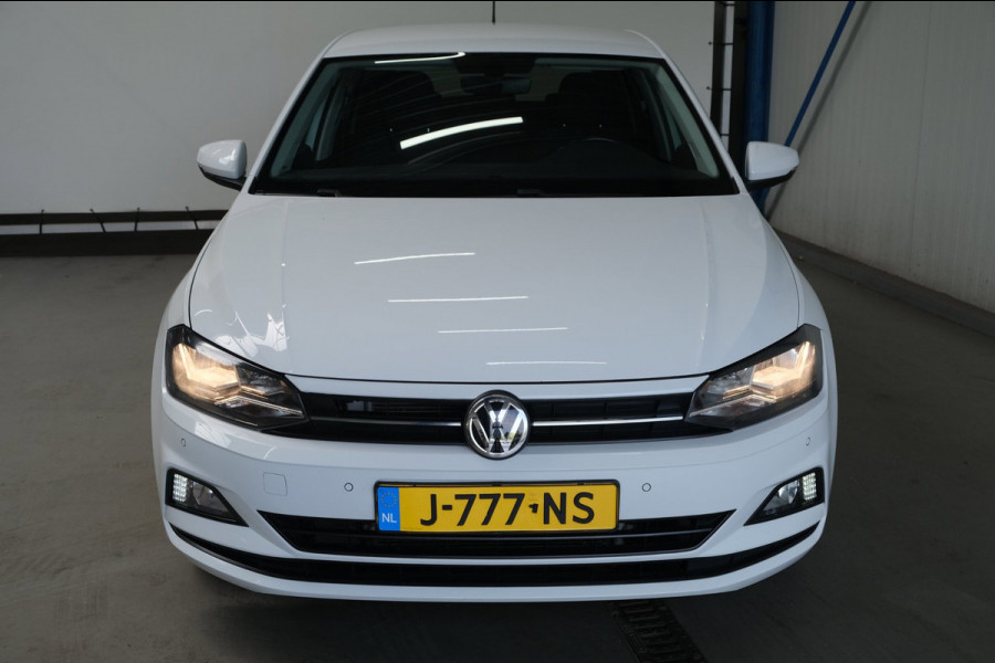 Volkswagen Polo 1.0 TSI Comfortline - N.A.P. Airco, Cruise, PDC, Navi, Carplay.
