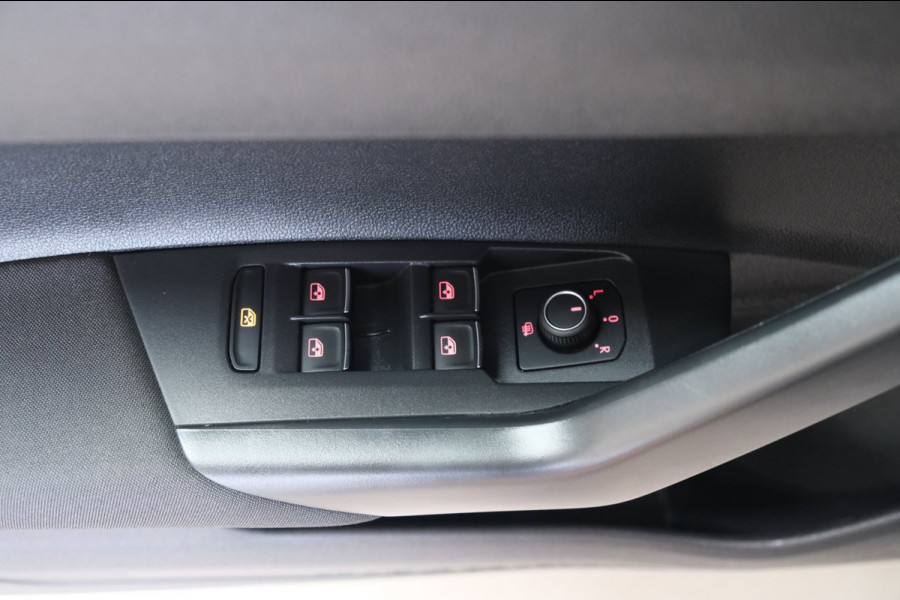 Volkswagen Polo 1.0 TSI Highline Business R-Line - N.A.P. Airco, Cruise, Carplay, Navi, PDC.