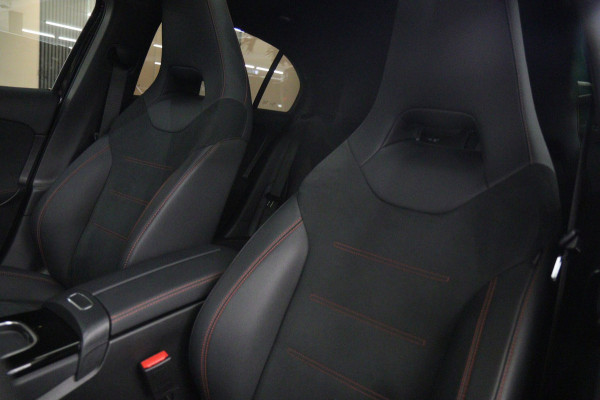 Mercedes-Benz A-Klasse 250 e PANO/CARPLAY/STOELVER/SFEER/STOELVER/VOL