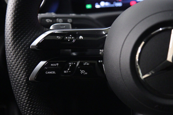 Mercedes-Benz A-Klasse 250 e PANO/CARPLAY/STOELVER/SFEER/STOELVER/VOL