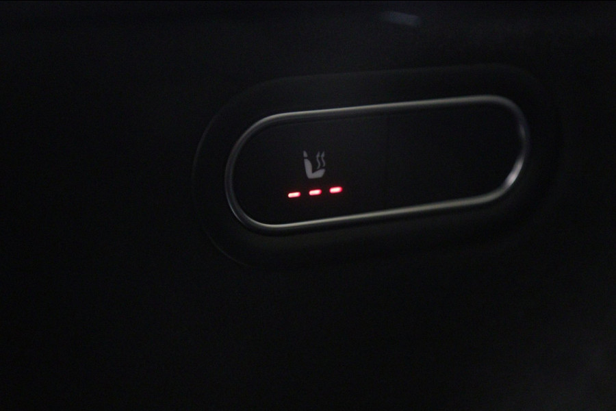 Mercedes-Benz A-Klasse 250 e PANO/CARPLAY/STOELVER/SFEER/STOELVER/VOL