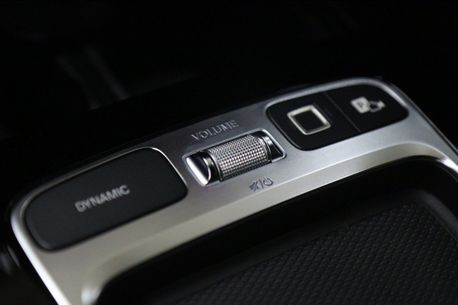 Mercedes-Benz A-Klasse 250 e PANO/CARPLAY/STOELVER/SFEER/STOELVER/VOL