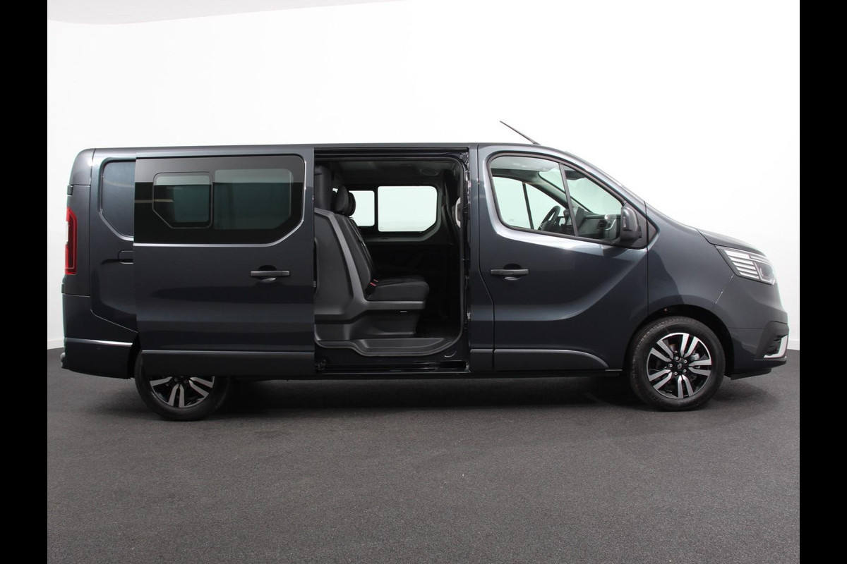 Renault Trafic 2.0 Blue dC1 150PK L2H1 Dubbele Cabine Automaat Navigatie Airco Lichtmetalen velgen Betimmering Trekhaak Camera Parkeer sensoren Dab