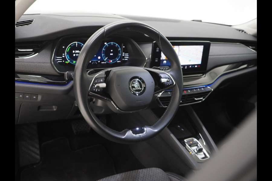 Škoda Octavia Combi 1.4 TSI iV PHEV | Panoramadak | HUD | Camera | Sfeerlicht | Keyless | Adaptive Cruise | Memory