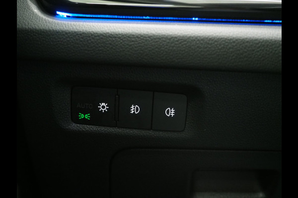 Škoda Octavia Combi 1.4 TSI iV PHEV | Panoramadak | HUD | Camera | Sfeerlicht | Keyless | Adaptive Cruise | Memory