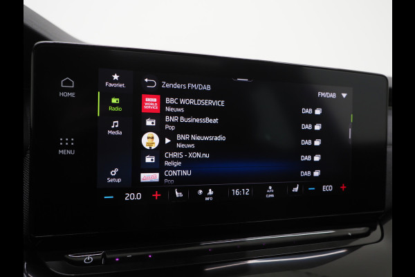 Škoda Octavia Combi 1.4 TSI iV PHEV | Panoramadak | HUD | Camera | Sfeerlicht | Keyless | Adaptive Cruise | Memory