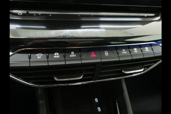 Škoda Octavia Combi 1.4 TSI iV PHEV | Panoramadak | HUD | Camera | Sfeerlicht | Keyless | Adaptive Cruise | Memory