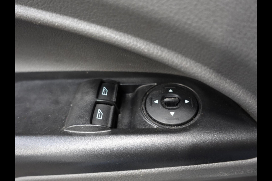 Ford Transit Connect 1.5 EcoBlue L2 Trend Automaat Trekhaak Airco Bluetooth Camera Cruise Control Trekhaak